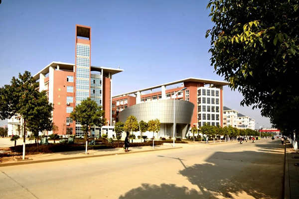 高校水電能耗浪費(fèi)嚴(yán)重，能源管理意識(shí)有待提高！