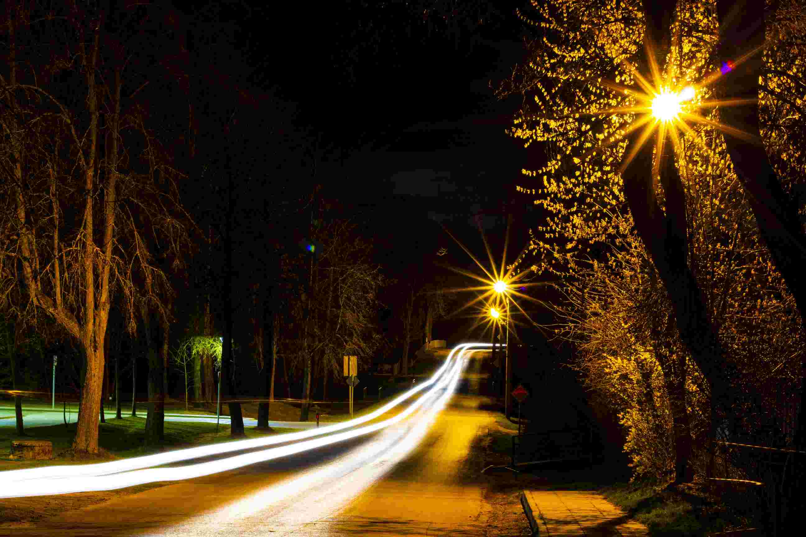 4000個不帶手機(jī)的學(xué)生，和他們的智慧校園