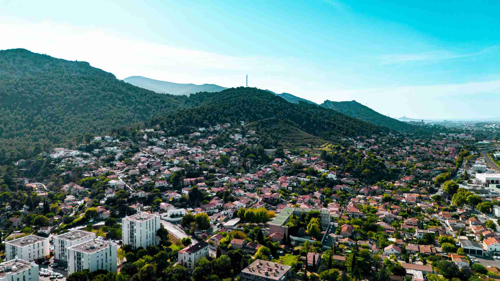 能耗在線監(jiān)測(cè)系統(tǒng)，能源管理，一站式平臺(tái)，物聯(lián)網(wǎng)，互聯(lián)網(wǎng)，信息技術(shù)，遠(yuǎn)程管理